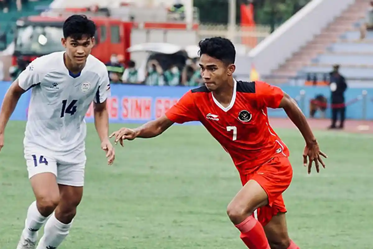 Tak Hanya PSIS Semarang, Arema FC Kemungkinan Bidik Marselino Ferdinan dari Persebaya