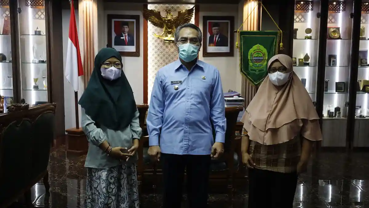 Diundang Demo di Dubai Expo 2022, Dua Pebatik Nitik Khas Bantul Minta Doa Restu Bupati