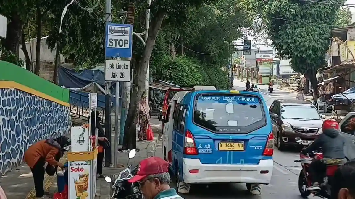 DTKJ Nilai Keamanan JakLingko Tak Ubah Angkot Konvensional