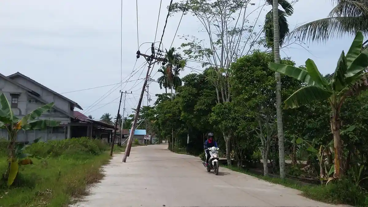 Mengajukan Tiang Listrik untuk Gang