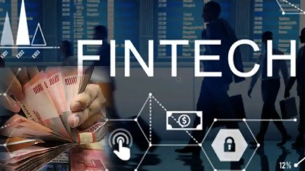 Menkominfo Johnny G Plate Tutup Akses Ribuan Fintech Online