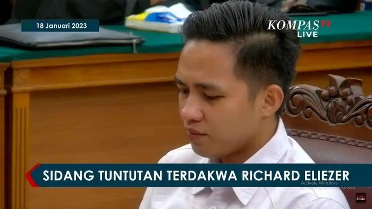 'Itulah Hukum, Tak Adil' Kecewa Bibi Brigadir J, Tuntutan Bharada E Harusnya Lebih Ringan dari Putri