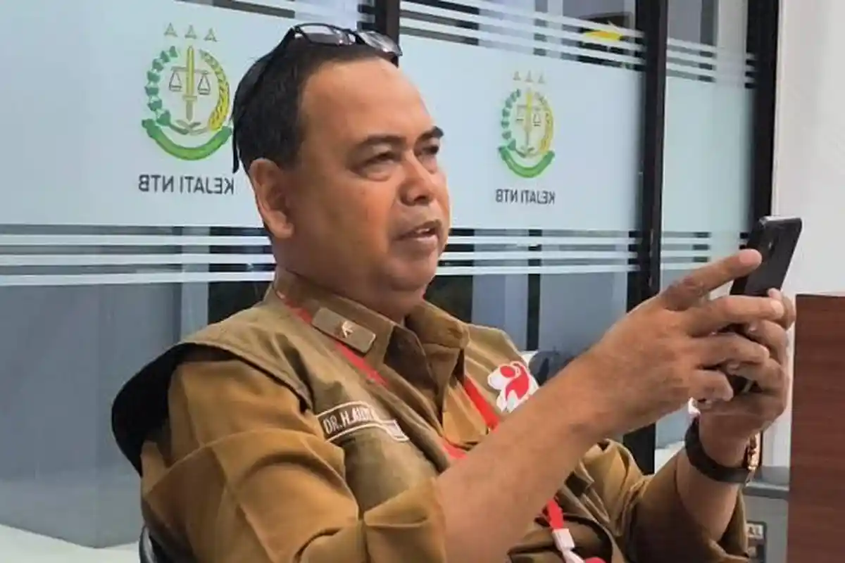 Eks Kadis Dikbud NTB Aidy Furqan Diperiksa Kejagung Terkait Kasus Chromebook Kemendikbud