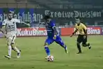 Hasil Super League: Hokky Caraka Sempat Jadi Kiper, Persib Menang Tipis Atas Persita 1-0