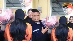 SOSOK-Mama-Muda-di-Balikpapan-Diduga-Bunuh-Bayinya-Jasad-Korban-Disimpan-di-Lemari-Si-Ayah-Dicari.jpg