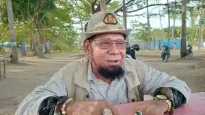 Cerita-tokoh-masyarakat-Kampung-Harapan-Jaya-Misool-Selatan-Harun-Sapua.jpg
