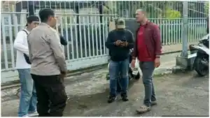 Petugas-Kepolisian-melakukan-olah-tempat-kejadian-perkara-TKP-dugaan-klitih-di-Yogyakarta.jpg