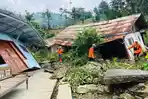 Foto-foto Eksklusif Dahsyatnya Bencana Tanah Bergerak di Tegal, 863 Rumah Terdampak Kerusakan!