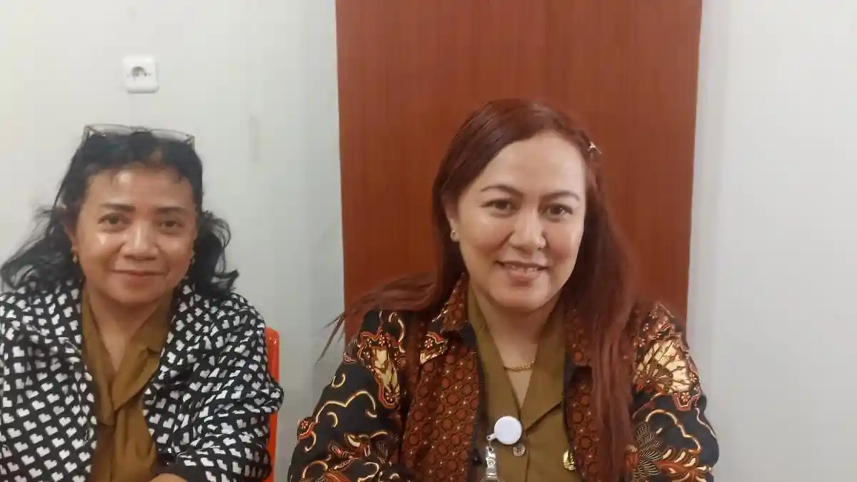 Viral Video Warga Berebut Nomor Antrian di RSUD Ruteng, Begini ...