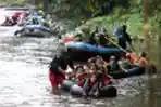 Susur Sungai Cikapundung Memperingati Hari Air Sedunia 2017