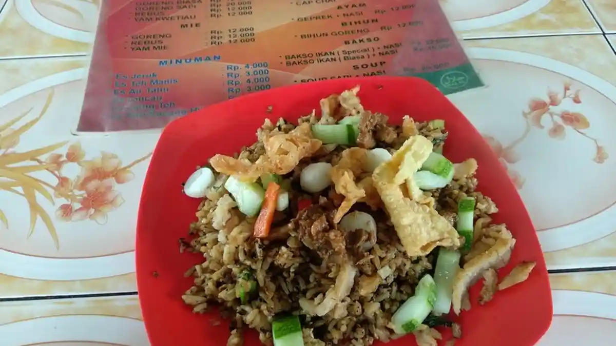 Makan Murah dan Enak di Kwetiau Imbon