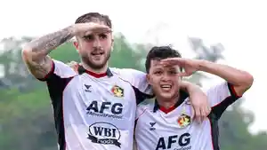 DERBY-JATIM-Persik-Kediri-Arema-FC-di-Stadion-Gelora-Joko-Samudro-Gresik-Minggu.jpg