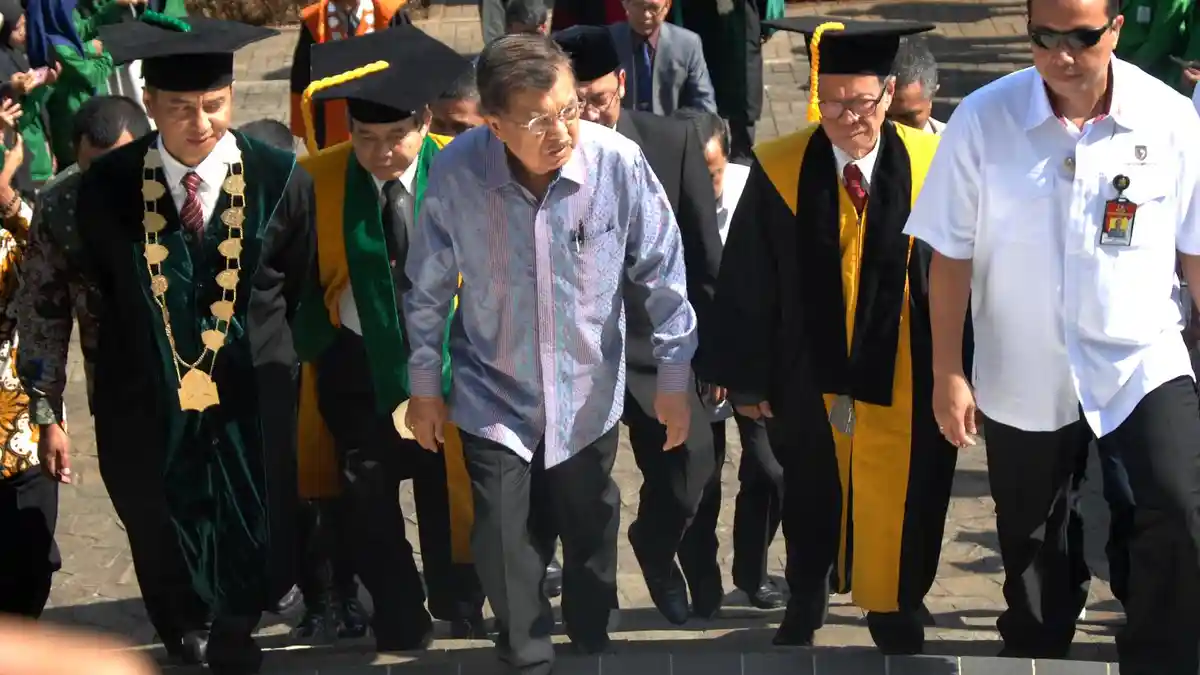 Hadiri Milad UIN Alauddin, JK Sebut Kampus Harus Menatap ke Depan