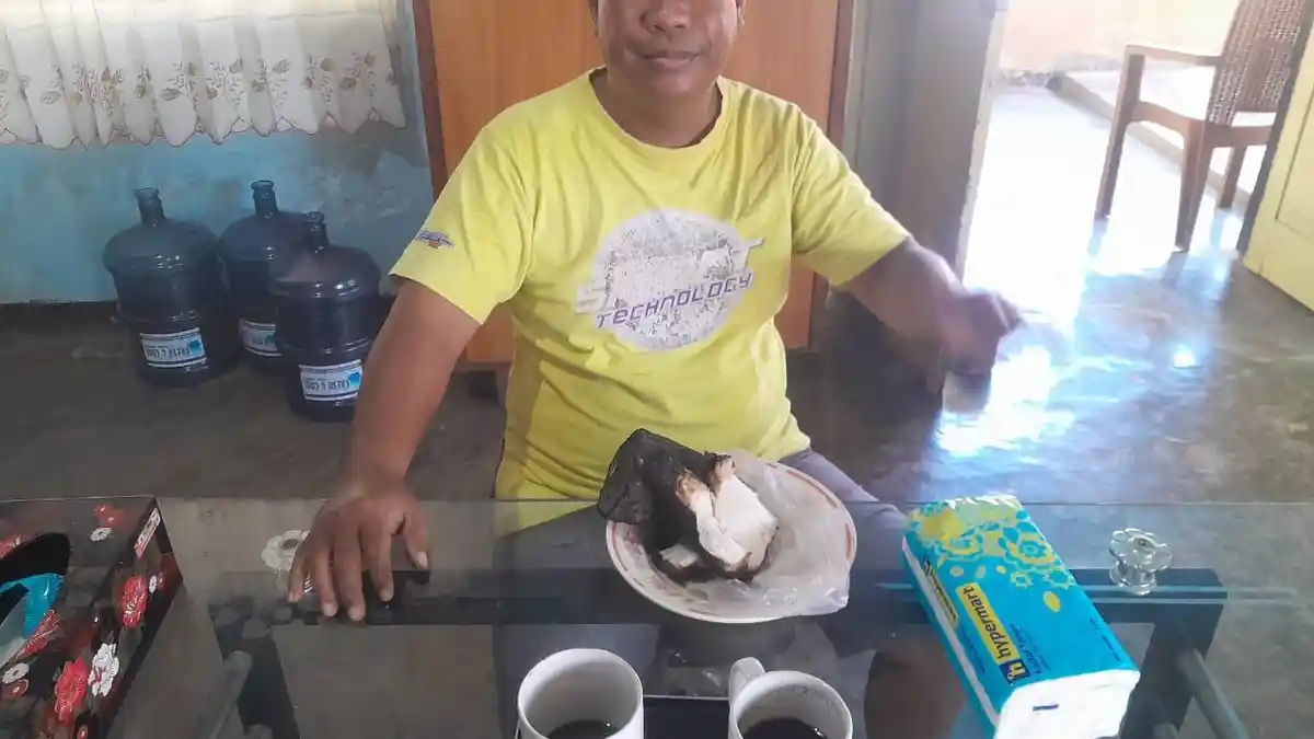 Kuliner NTT, Ubi Manusiao Ato Ubi Kambili Bakar Harum, Makanan Tradisional Minum Deng Kopi Pahit