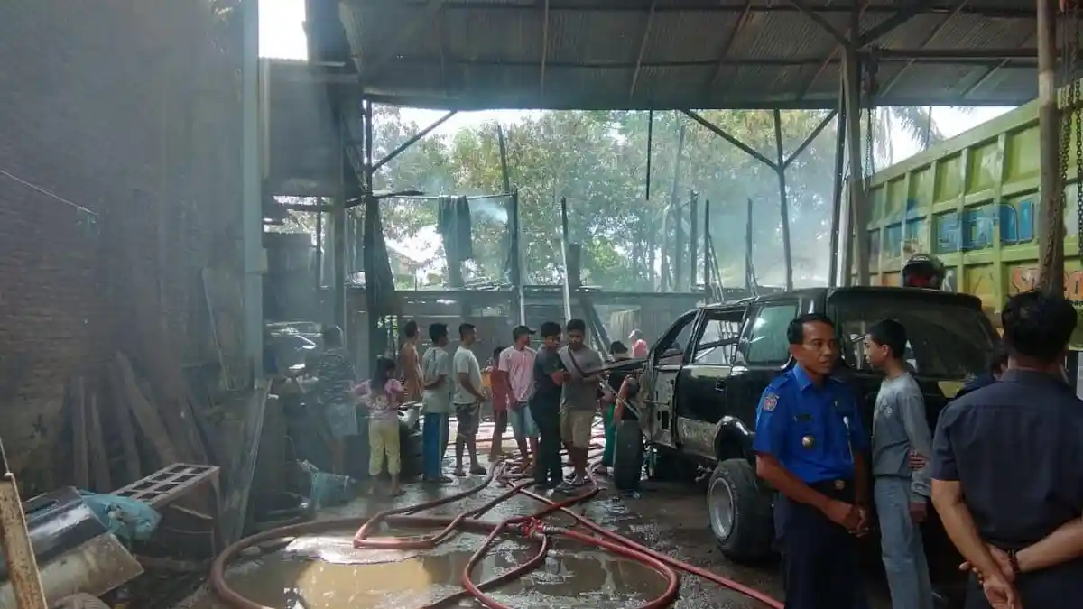 Penyebab Satu Rumah Panggung Penjual Sate Terbakar di Mappasaile Pangkep