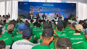 Zulkifli-Hasan-saat-menghadiri-Forum-Rembuk-Tani-di-Lampung-Selatan.jpg