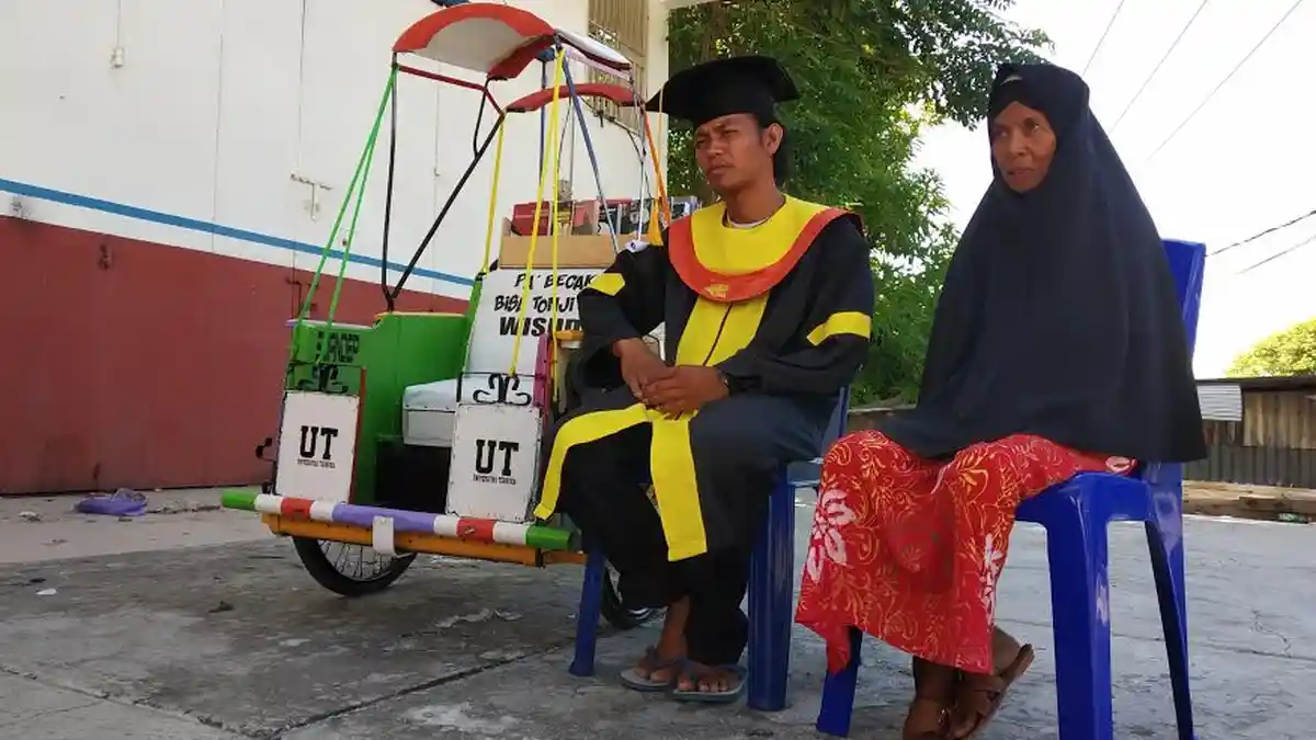 Hamzah, Pemuda Tukang Becak Asal Majene Raih Sarjana, Rajin Bekerja Sejak SD