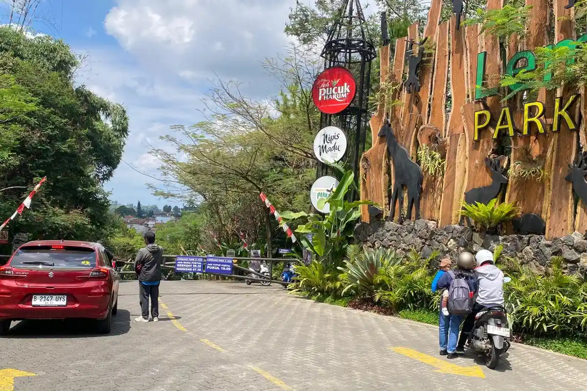 Di Tengah Kabar Macan Tutul Lepas dari Kandang, Lembang Park & Zoo Masih Ramai Didatangi Wisatawan