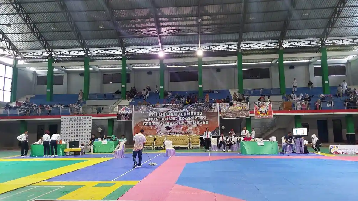Kejuaraan Taekwondo Gorontalo Dijeda Gara-gara Atap GOR David Tony Bocor