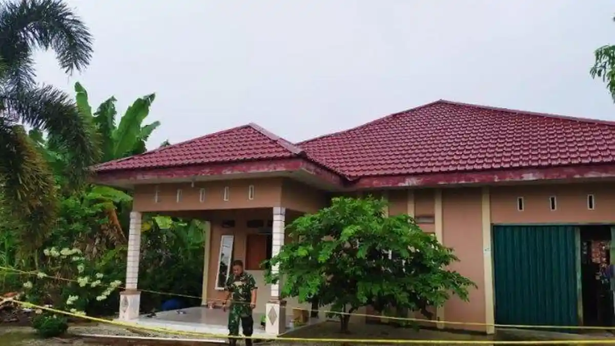 Rumah Warga yang Rusak Berat Tertimpa Pesawat Tempur Hawk 209 Segera Dibangun Kembali