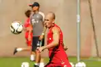 arjen-robben-gilatiannnn_20150717_210021.jpg