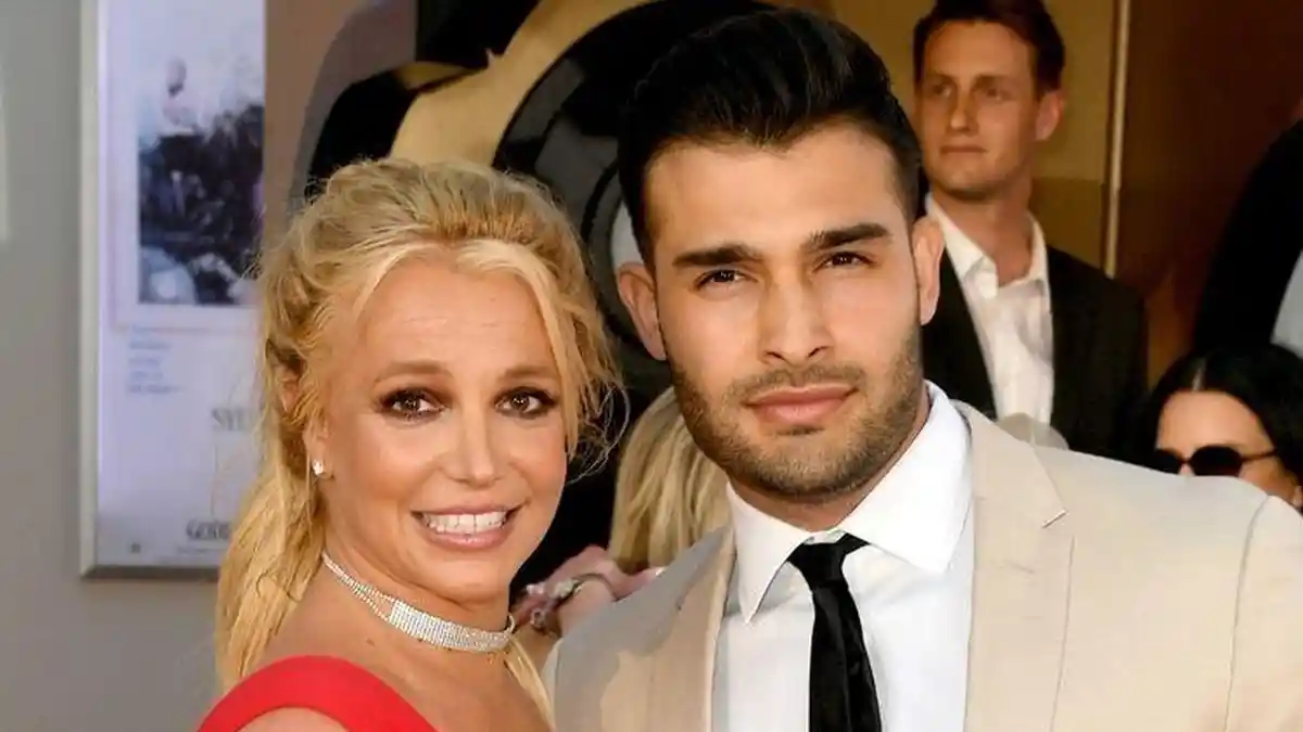 Sam Asghari Gugat Cerai Britney Spears? Tidak Pakai Cincin Kawin Jadi Sorotan