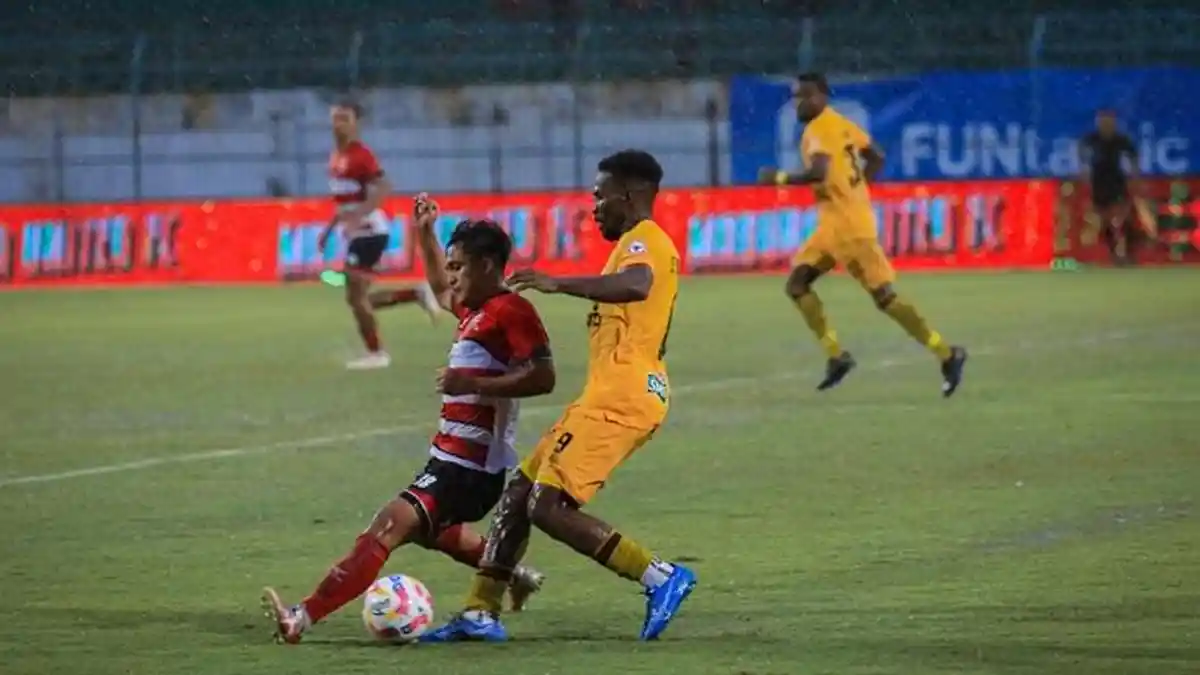 Keluar dari Zona Degradasi: Semen Padang FC Naik ke Peringkat 15, Tapi 2 Pesaing Belum Main