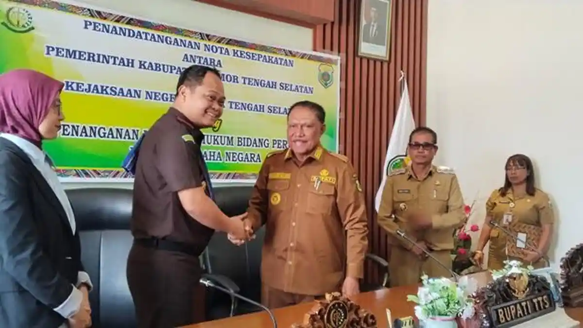 Kejari dan Pemda TTS Teken Nota Kesepakatan Kerja Sama Masalah Hukum Bidang Datun 