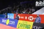 Wasit Indonesia Open Memakai Baju Batik