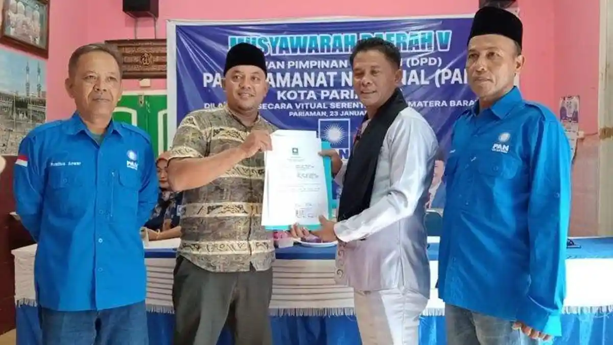 Serius Ikut Pilkada, Ketua DPRD Pariaman Harpen Agus Bulyandi Kembalikan Formulir Bakal Calon ke PAN