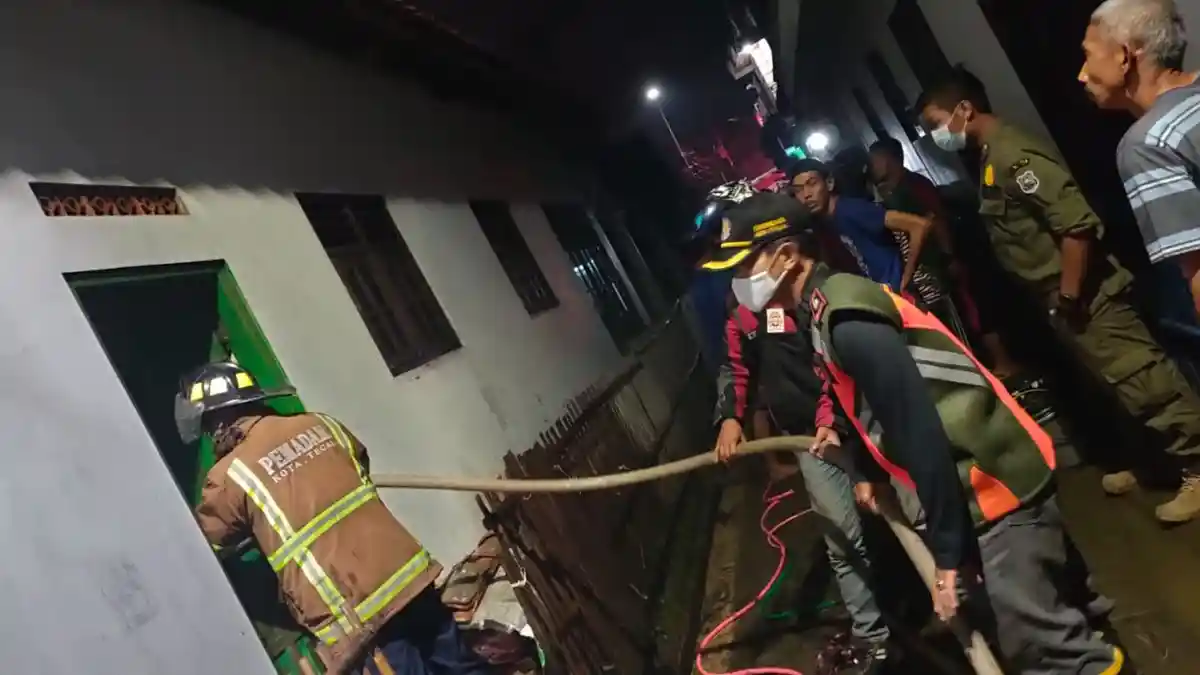 Ketiduran saat Masak Ketupat, Dapur Warga di Tegal Terbakar di Malam Takbiran 