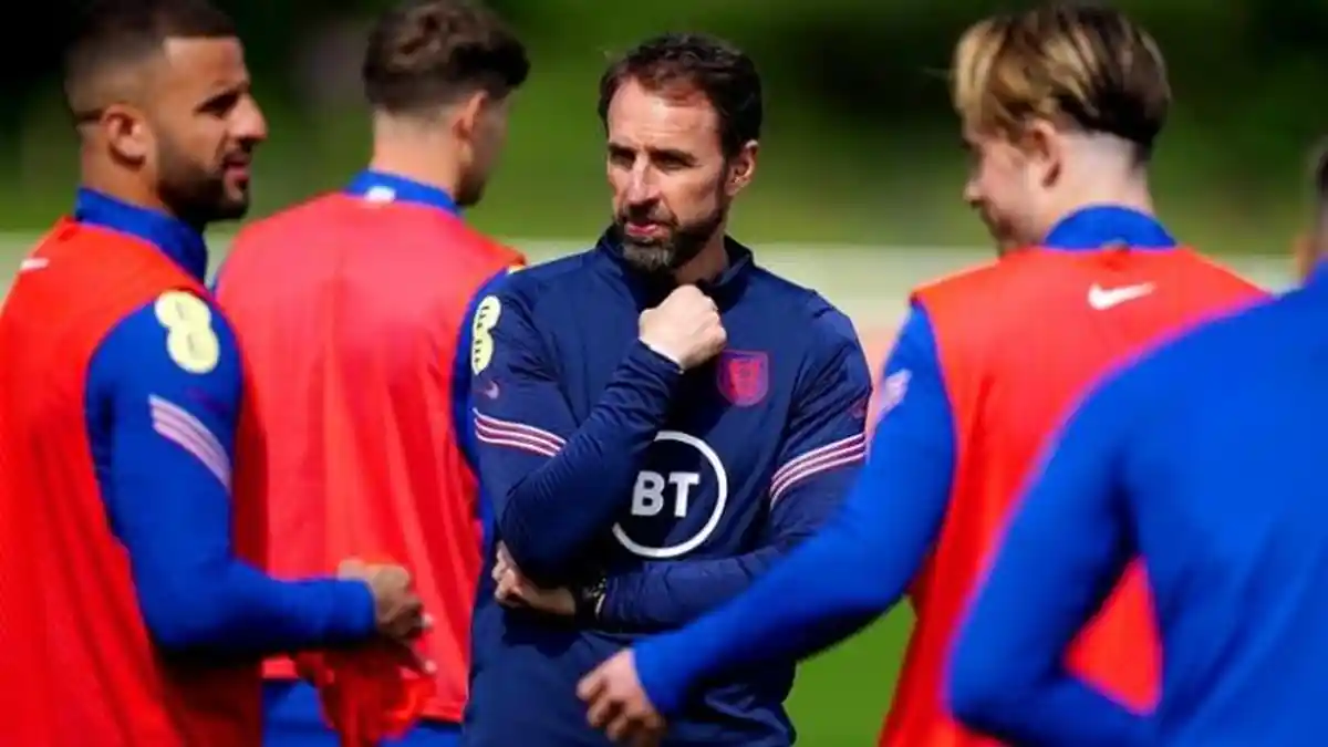 Alasan Gareth Southgate Mainkan John Stones sampai Cedera: Ga Ada Risiko Mainkan Bek Man City