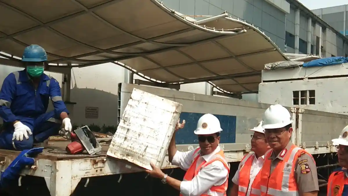 Budi Karya: Negara Keluar Duit Rp 43 Triliun Buat Perbaiki Jalan Rusak Gara-gara Truk Overload