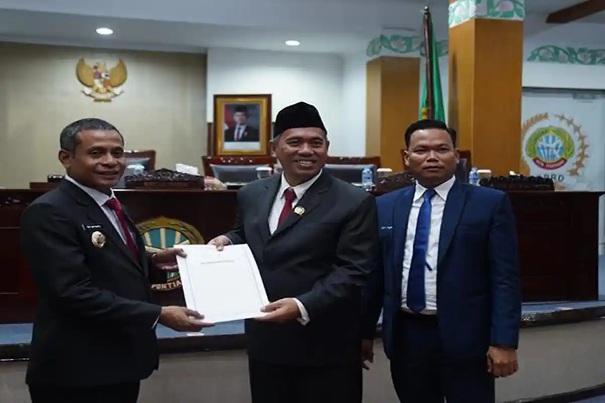 Raperda APBD Kota Pontianak 2025, Pj Wako Sampaikan Jawaban atas Pandangan Umum Fraksi DPRD