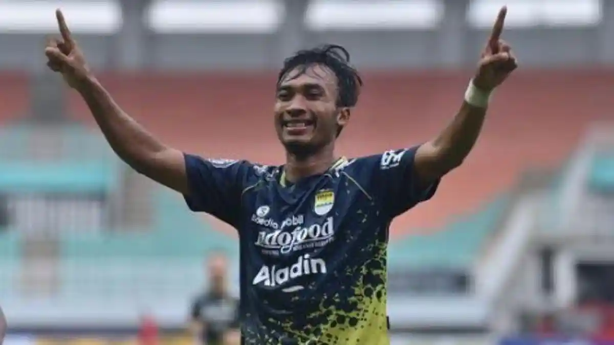 Jelang Duel Lawan Dewa United, Pemain Persib Bandung Robi Darwis Siap Tempur