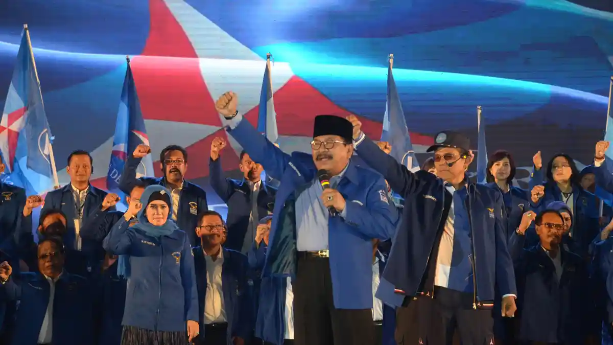 Soekarwo Setor 3 Nama ke SBY Untuk Pilkada Jatim, Ada nama AHY?
