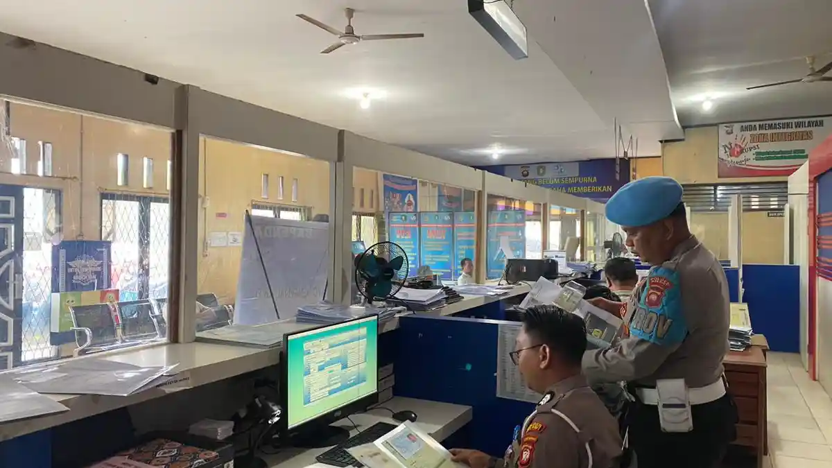 Propam Polres Melawi Lakukan Pengecekan dan Pengawasan di Ruang Pelayanan Publik