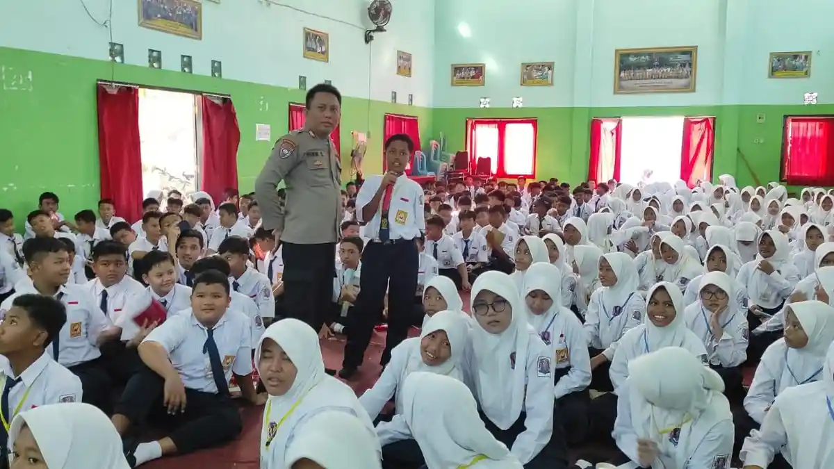 Cegah Bahaya Perundungan dan Narkoba, Polres Situbondo Manfaatkan MPLS
