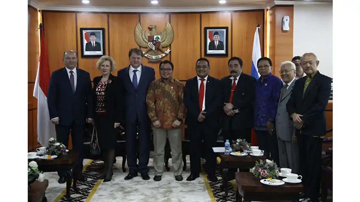 DPD RI Komitmen Dukung Investasi Rusia di Indonesia - dpd-ri-komitmen-dukung-investasi-rusia-di-indonesia.jpg