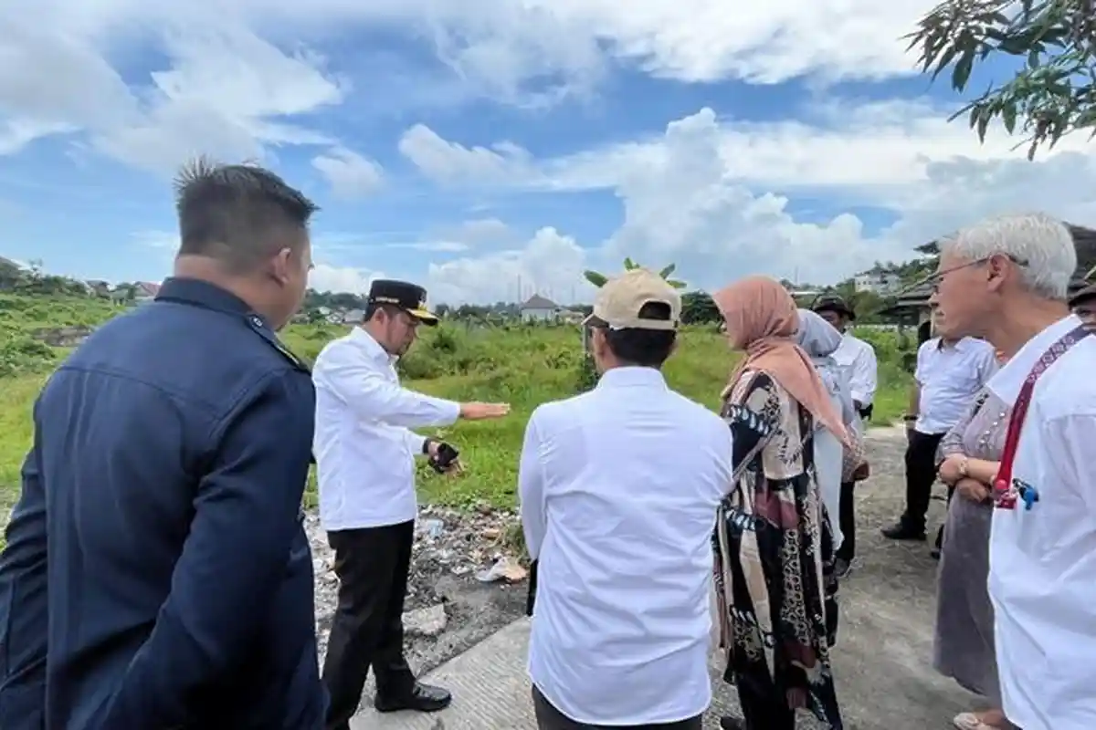 Rudy Mas’ud Ingin Bangun Boarding School, Gubernur Kaltim Tinjau Lahan Eks Puskib di Balikpapan