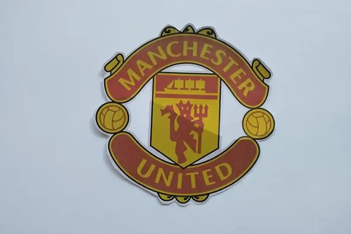 Liverpool dan Chelsea Kalah, Man United-nya Amorim Pesta di Old Trafford