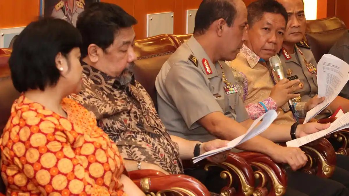 Kompolnas Sebut Bareskim Bisa Tahan Bong Parnoto
