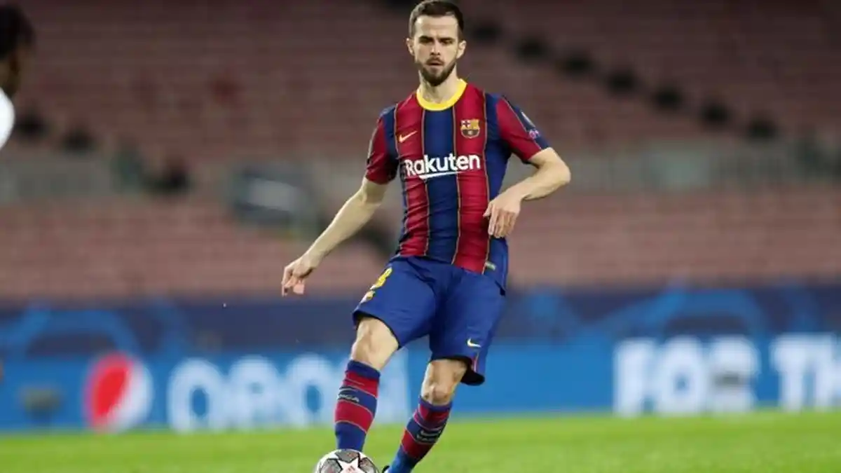 Miralem Pjanic Ungkap Ingin Hengkang dari Barcelona Kembali ke Juventus