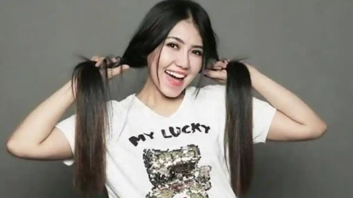 Deretan Artis Ini Memiliki Nama Pangguang yang Beda Jauh Dari Nama Aslinya