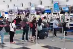 penumpang-antre-check-in-di-bandara-kualanamu-jelang-larangan-mudik.jpg
