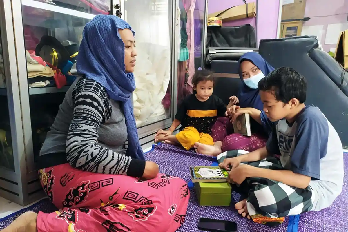 5 Berita Populer: Guru di Pemalang Jadi Penadah Ayam Curian-Transpuan Semarang Ajari Warga Ngaji