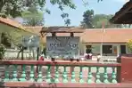 Dampak Kekeringan, Guru dan Murid SDN 1 Rembes Wajib Bawa Seliter Air Tiap Berangkat Sekolah