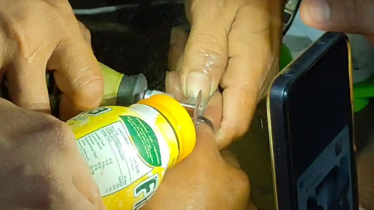 Panik 2 Cincin Tak Bisa Lepas Dari Jari, Pria di PALI Lari Minta Tolong ke Damkar