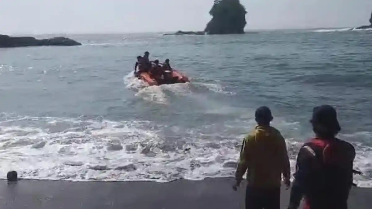 Pencarian Ibu dan Anak yang Hanyut di Sungai Glidik Malang Memasuki Hari ke-4, Hasil Nihil