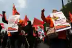 Aksi Unjuk Rasa Buruh di Jakarta